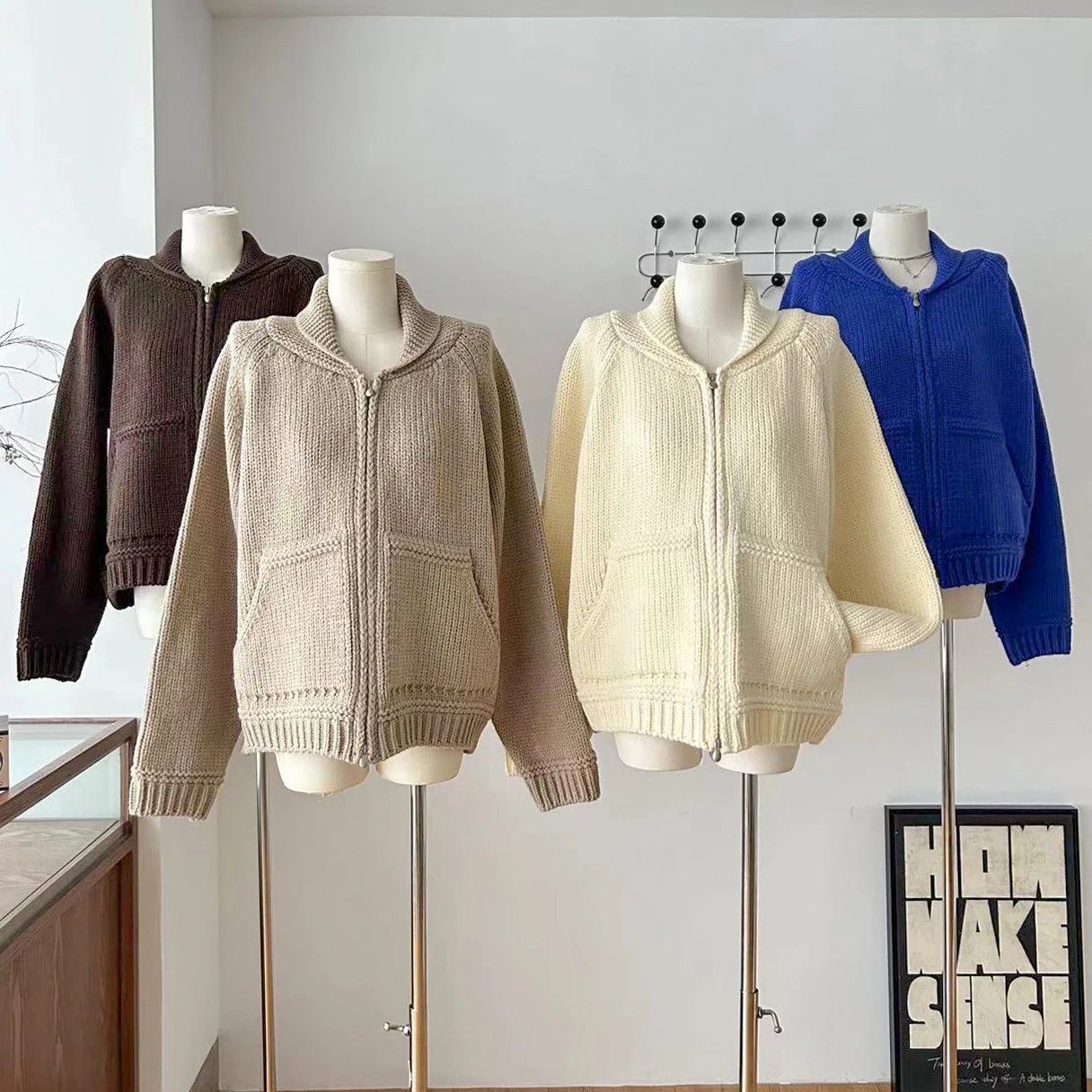 

Women's Autumn Winter Chic Turn Down Collar Long Sleeve Loose Cardigan Lady Streetwear Casual Solid Color Zip Up Cardigan