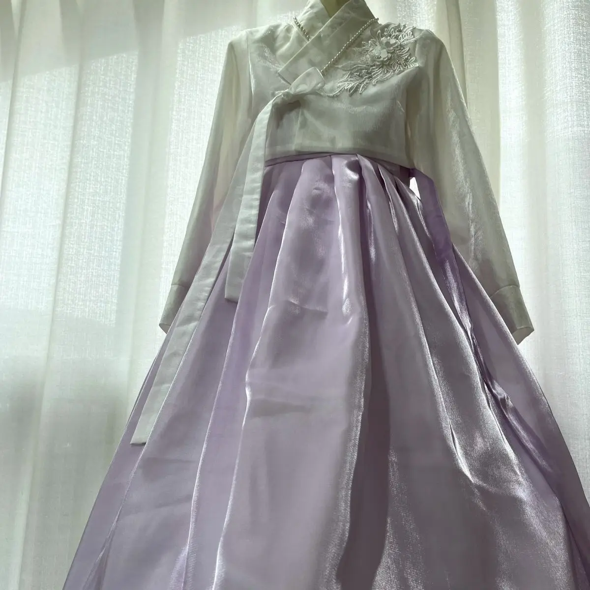 Hanbok Traditional Costume Korean Ethnic Group In Yanji Pearl White 3D Flower Top Puffy Skirt Various Colors Travel Photography
