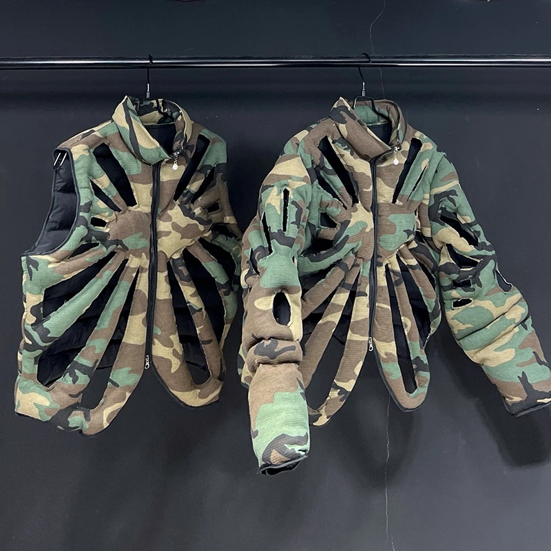 PFHQ Camouflage Vest Jacket Sleeveless Hollow Out Niche Zipper 2024 Contrast Color American Streetwear Male Tops 21Z5573