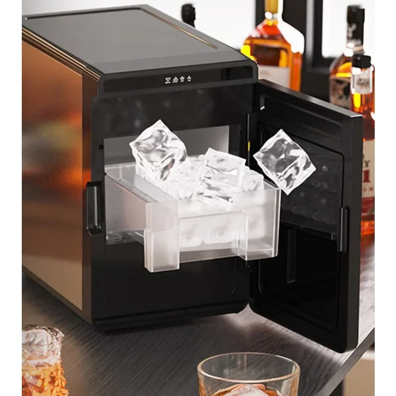 Ice machine Household small, fully automatic ice machine