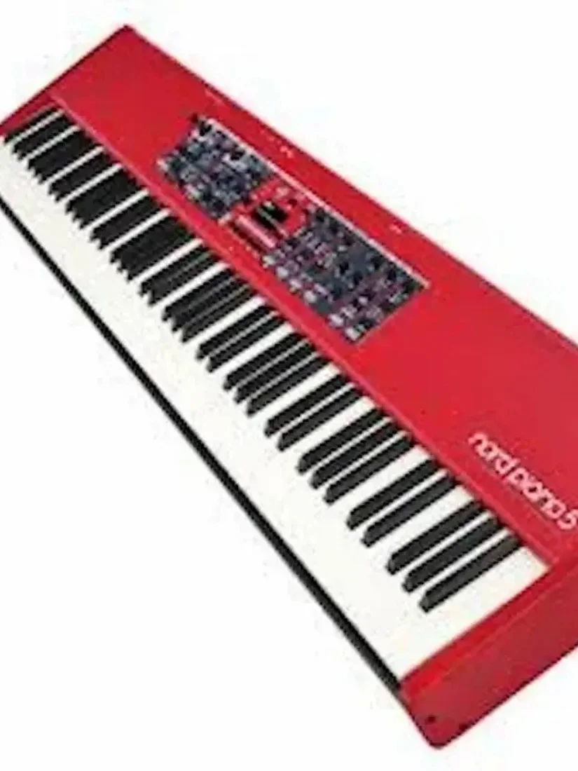 

ГОРЯЧАЯ РАСПРОДАЖА НОВОГО компактного сценического клавишного инструмента Nord Stage 5 с 88 клавишами