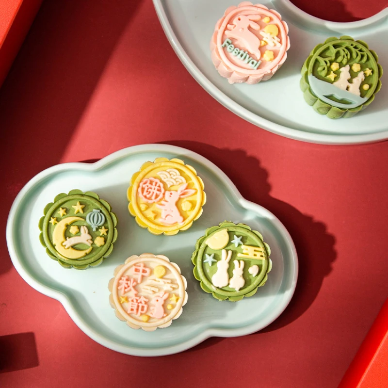 Moon-admiring Jade Rabbit's Embossed Pastry Mould Model for Making Mung Bean Cake;Impression; Hand-pressed baking of iced snacks