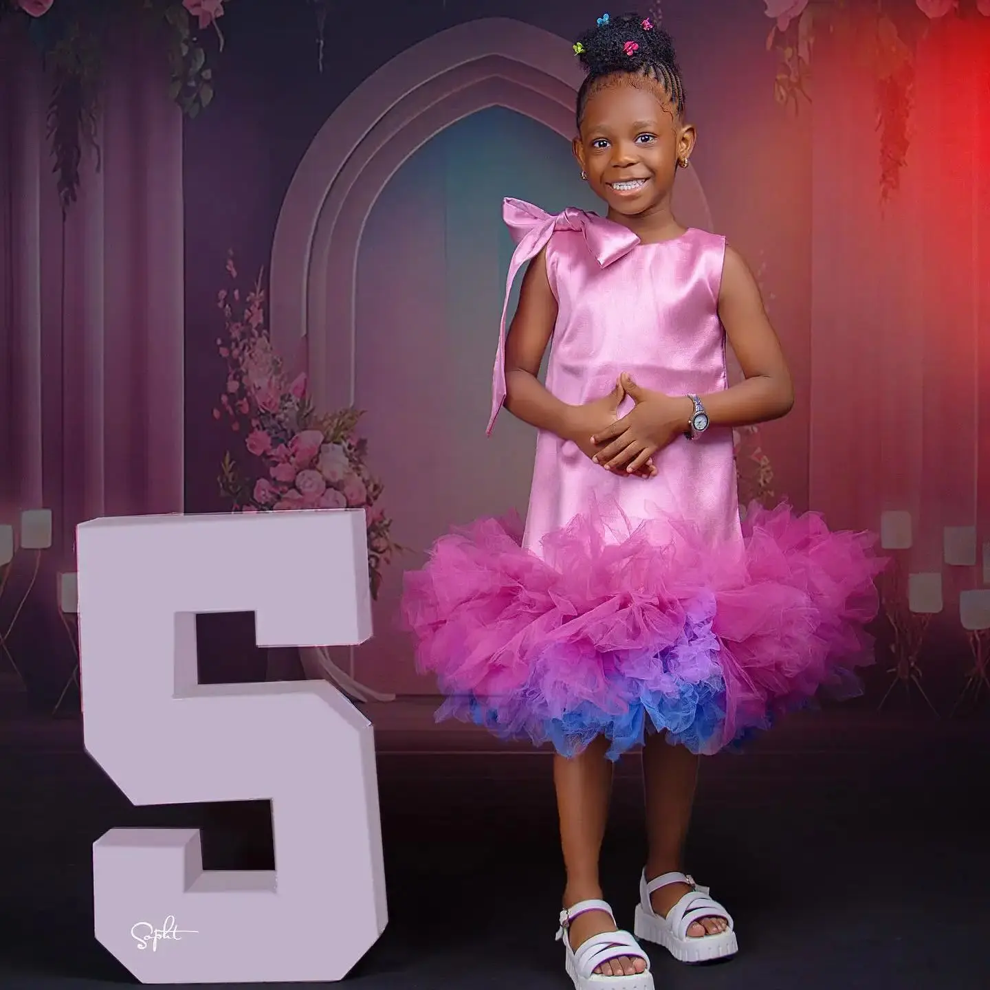 

Pink Girls Birthday Party Dresses Customized Bow Ruffles Flower Girl Dresses Baby Kids Gowns for Photo Shoot
