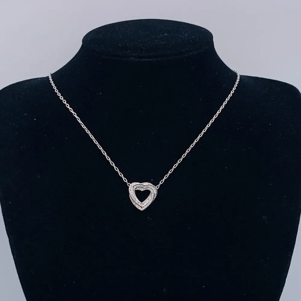 

2025 новое модное ожерелье, женское виноградное белое ирисовое сахарное кубик, легкое роскошное ожерелье