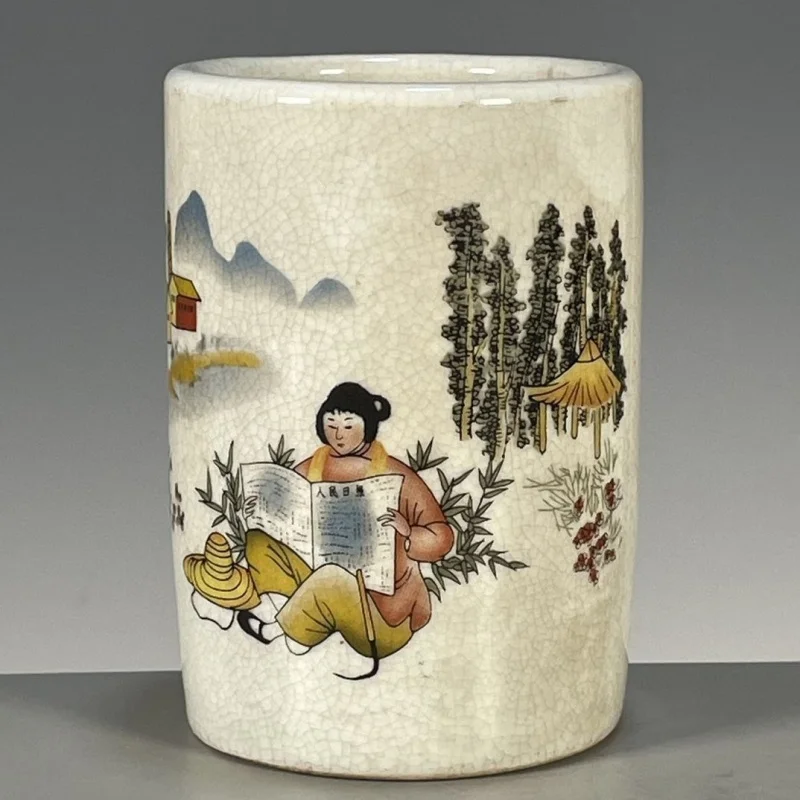 

Antique Collectibles Old Goods Collection All-American Products Pen Holder with Patterns of Serving the People During the Foreig