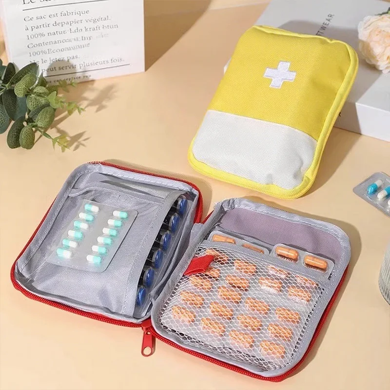 

Travel Essentials Medicine Bag Practical Accessories Mini First Aid Kit Travel Outdoor Emergency Bag Pill Organizers Medical Bag