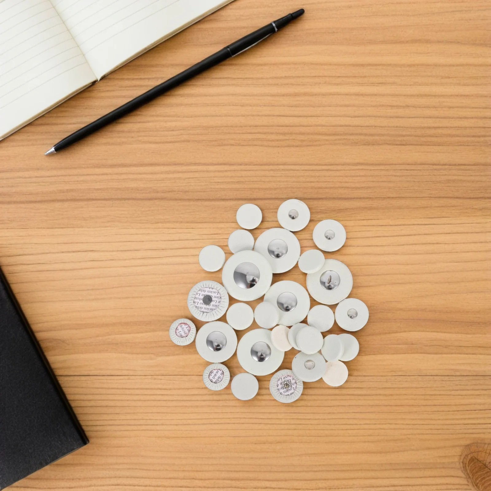 

28Pcs Clarinet Pad Set Replacement Precise Fit Metal Bass Clarinet Sound Hole Sealing Cushions Repair Kit