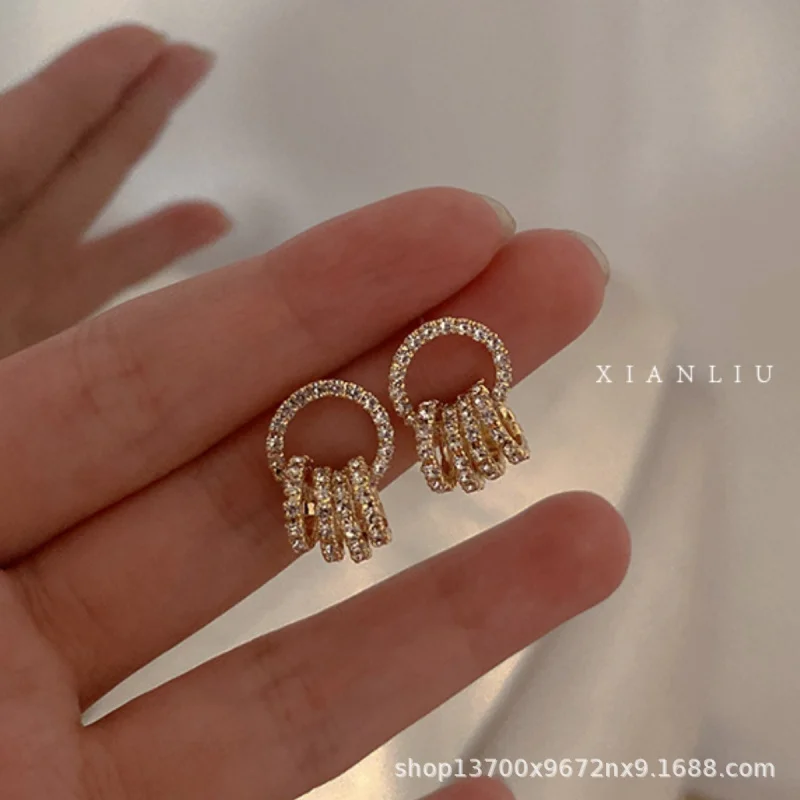

Korean Style Charming Rhinestone Circle Hoop Earrings New Trendy Korean Elegant Internet Celebrity Stud Earrings High-end Ear Je