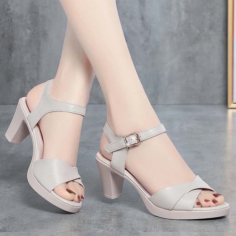 Summer Women Thick Heel Waterproof Platform Light Weight Comfortable Peep Toe High Heel Shoes Casual Soft Leather Mother Shoes