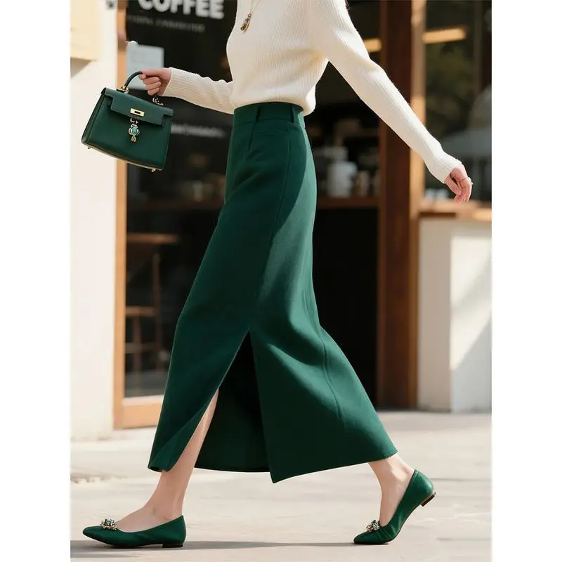 Niche design fashionable retro high waist  thin 2026 autumn and winter dark green medium and long split skirt women's clothing