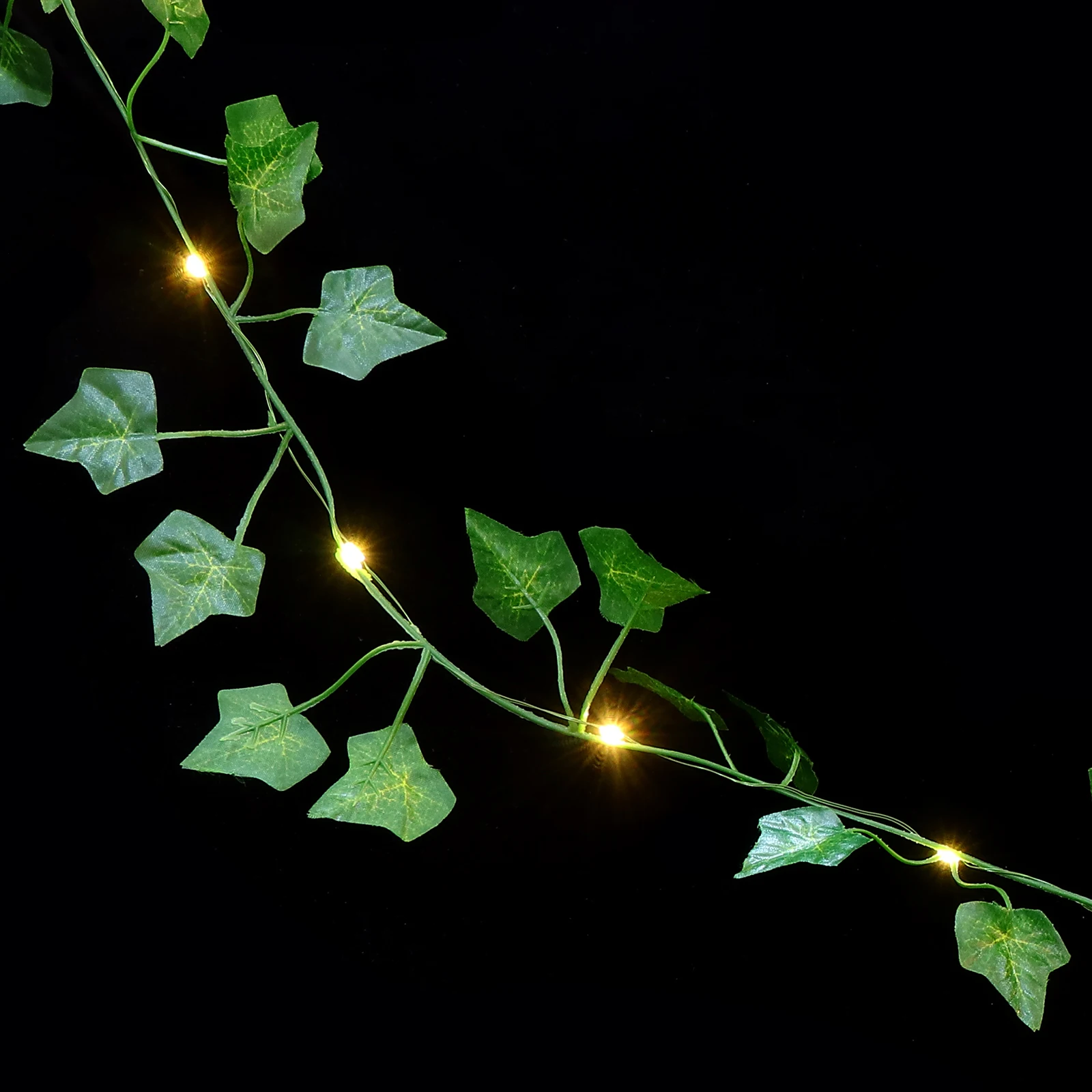 

Artificial Garland String Lights Plastic LED Rattan Lamps Green Leaves Design Home Garden Decoration Easy Install Hang Ideal