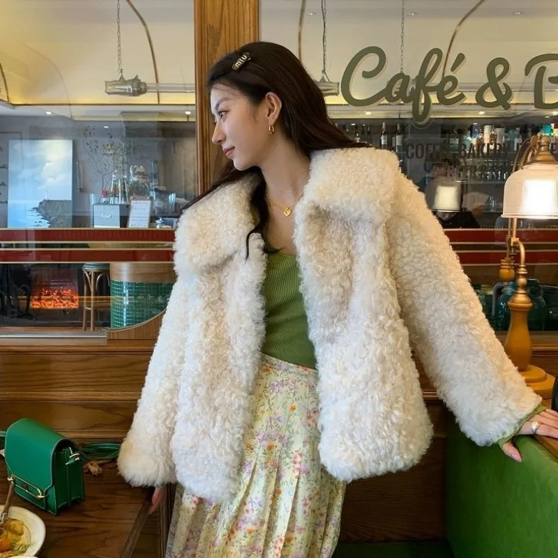 

Women Temperamental Lamb Wool Coat Female Fashion Polo Collar Short Faux Fox Fur Outcoat Winter Thicken Thermal Casual Outwear