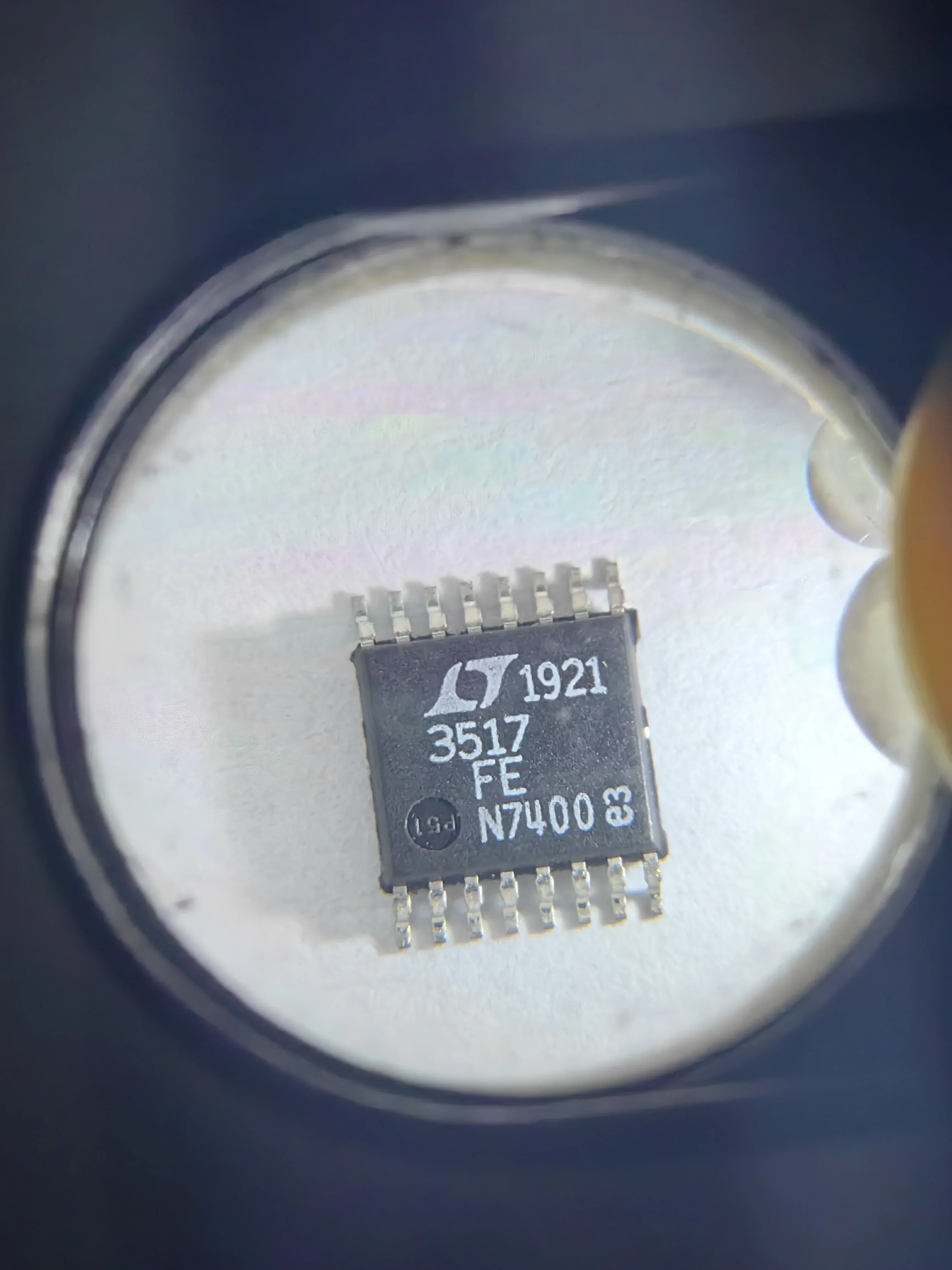 LT3517EFE LT3517IFE LT3517HFE LT3517EUF LT3517IUF LT3517HUF LT3517 - Full-Featured LED Driver with 1.5A Switch Current