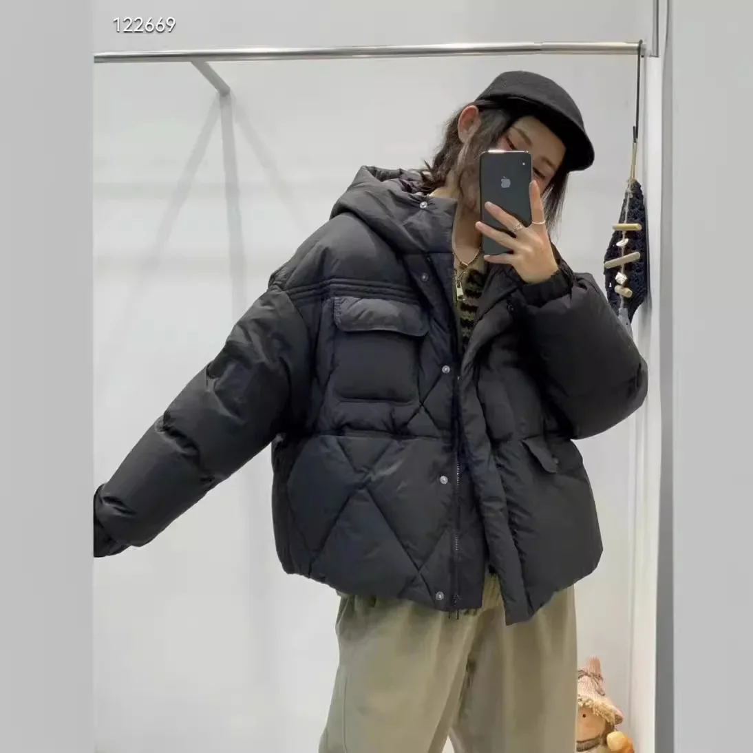 New Winter Women\'s Jackets 2024 Loose Over Size Outwear White Duck Down Puffer Jacket Loose Hooded Versatile Short Down Coats
