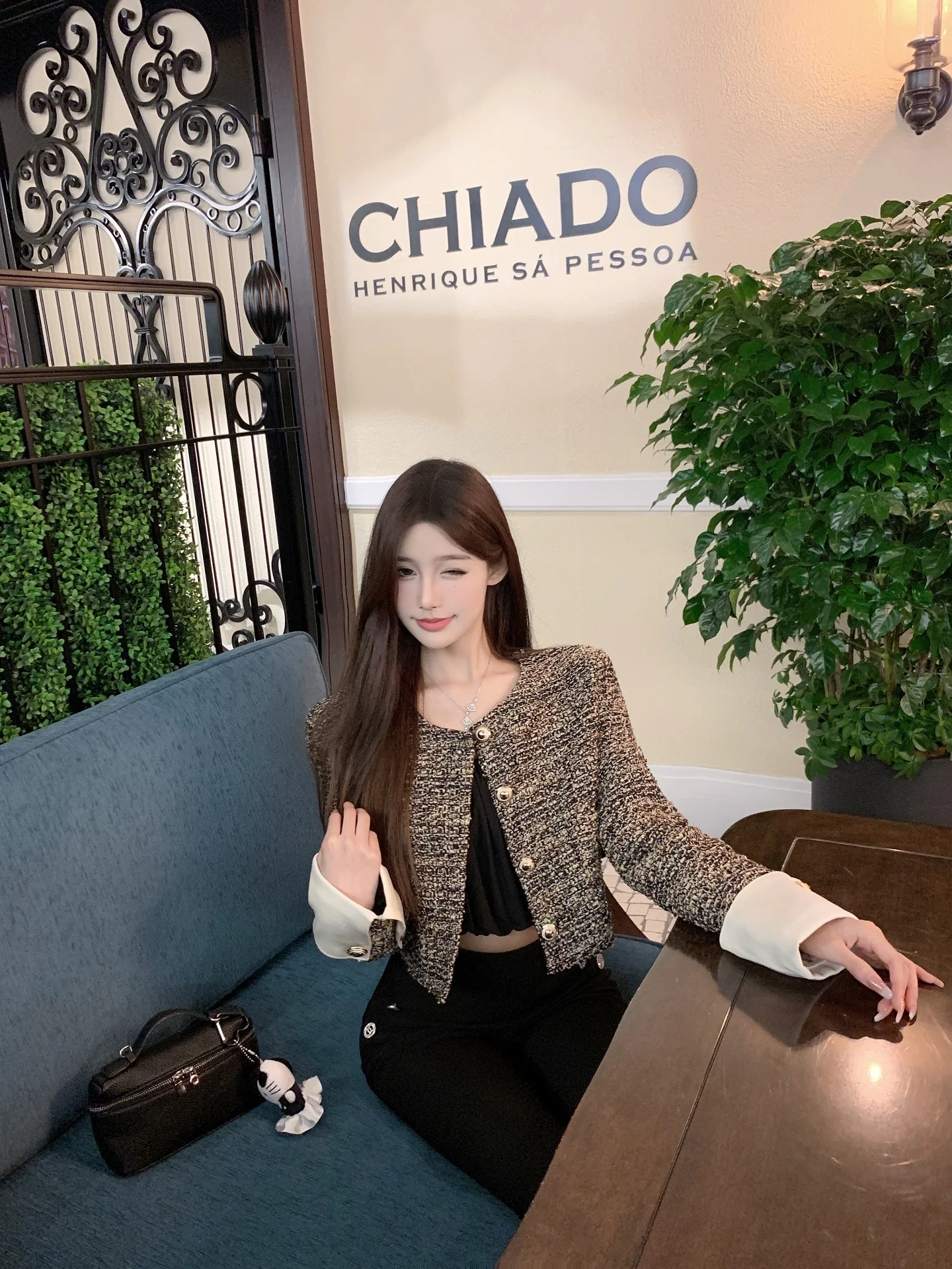 ルナ020新作ラグジュアリースタイルカラーブロックショートコート レディース エレガント シャンフォン アウターウェア ボタン留め 長袖 ラウンドネック