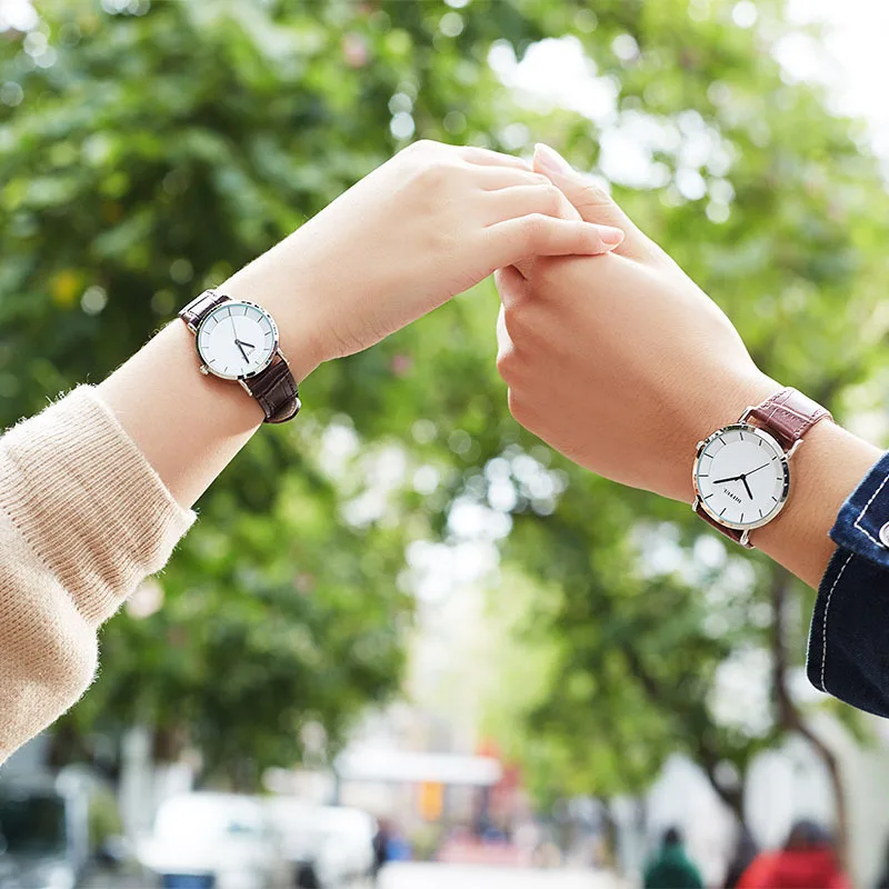 ساعة كوارتز بسيطة من الجلد الصناعي، ساعة كوارتز عصرية بحزام كلاسيكي للرجال والنساء