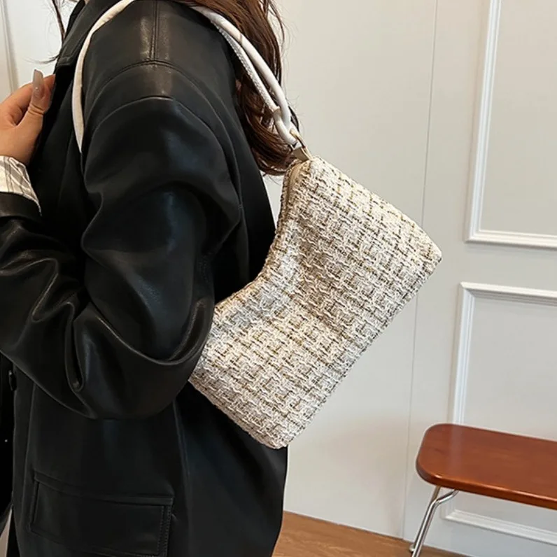 

Zipper Hobos Woolen Plaid Underarm Bag Dacron Soft New Luxury Designer Handbags Appliques Korean Style Purse Crossbody Bag Women