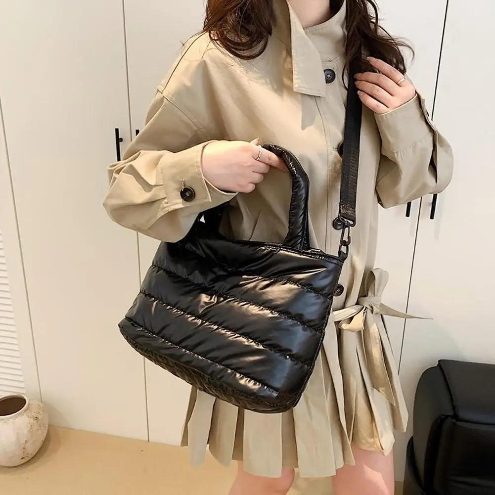 Damenhandtaschen, leichte Puffy-Handtasche mit großem Fassungsvermögen, gesteppte Schultertasche mit verstellbarem Riemen, Puffer-Tragetasche, Einkaufstasche – Detail 33