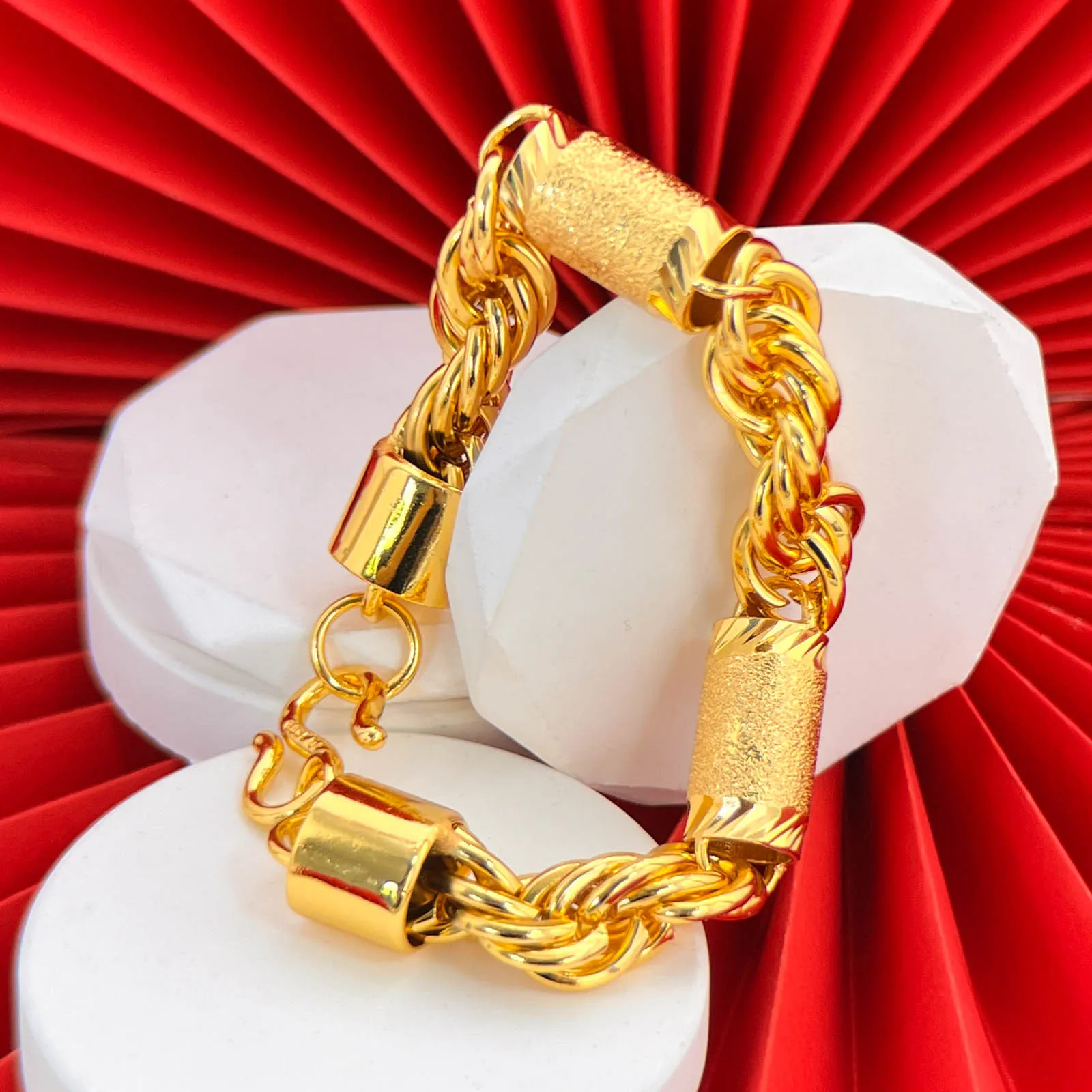 Show tough neat wrist lines with this men women 12mm cylinder twist rope bracelet forged from high purity AU999 24K pure gold