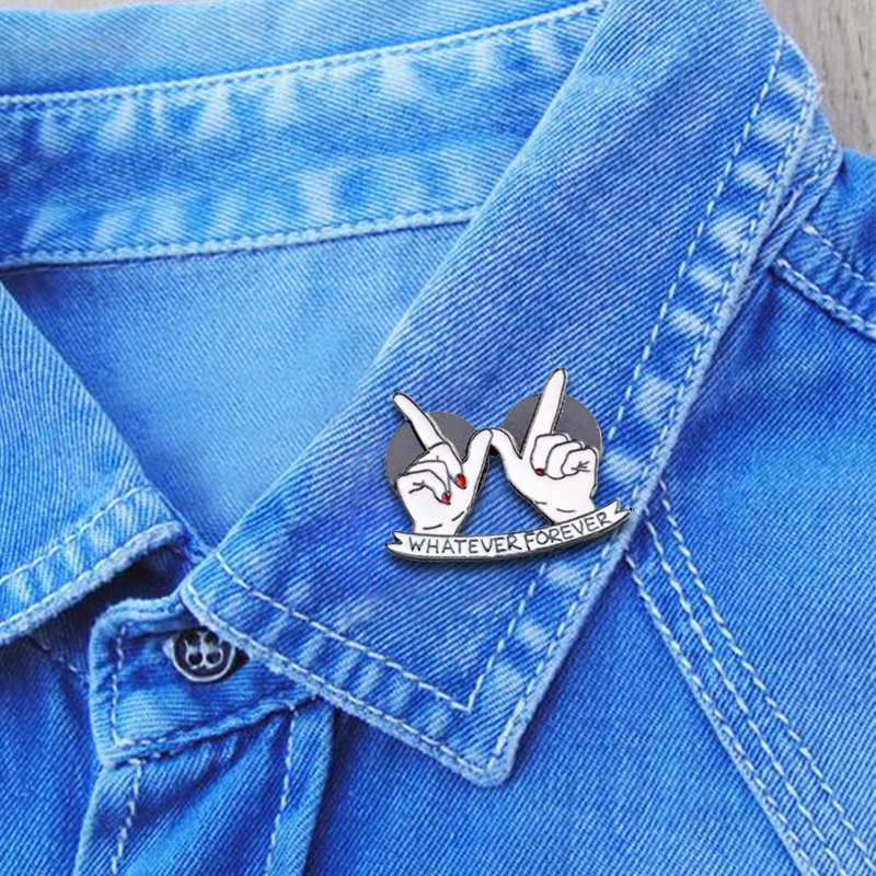 Brooch Badges Lapel Pins Fashion for Women bag hat jewelry brosa 'WHATEVER FOREVER'Heart in Hand Pin Best Friends BFF Enamel