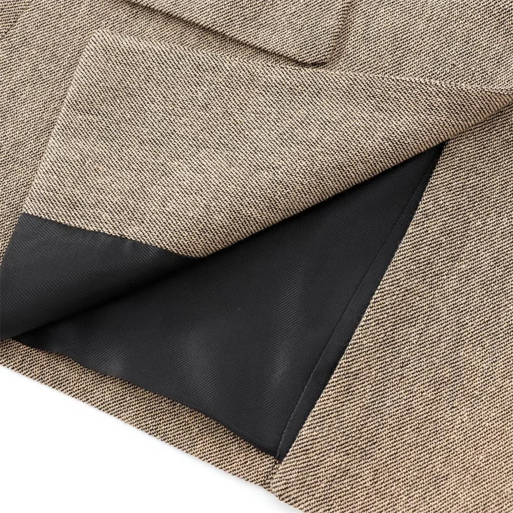 Jaket kasual wanita lengan panjang kerah lapel, model saku tertutup satu kancing, dekorasi sederhana, cocok untuk musim gugur dan musim dingin, produk baru.