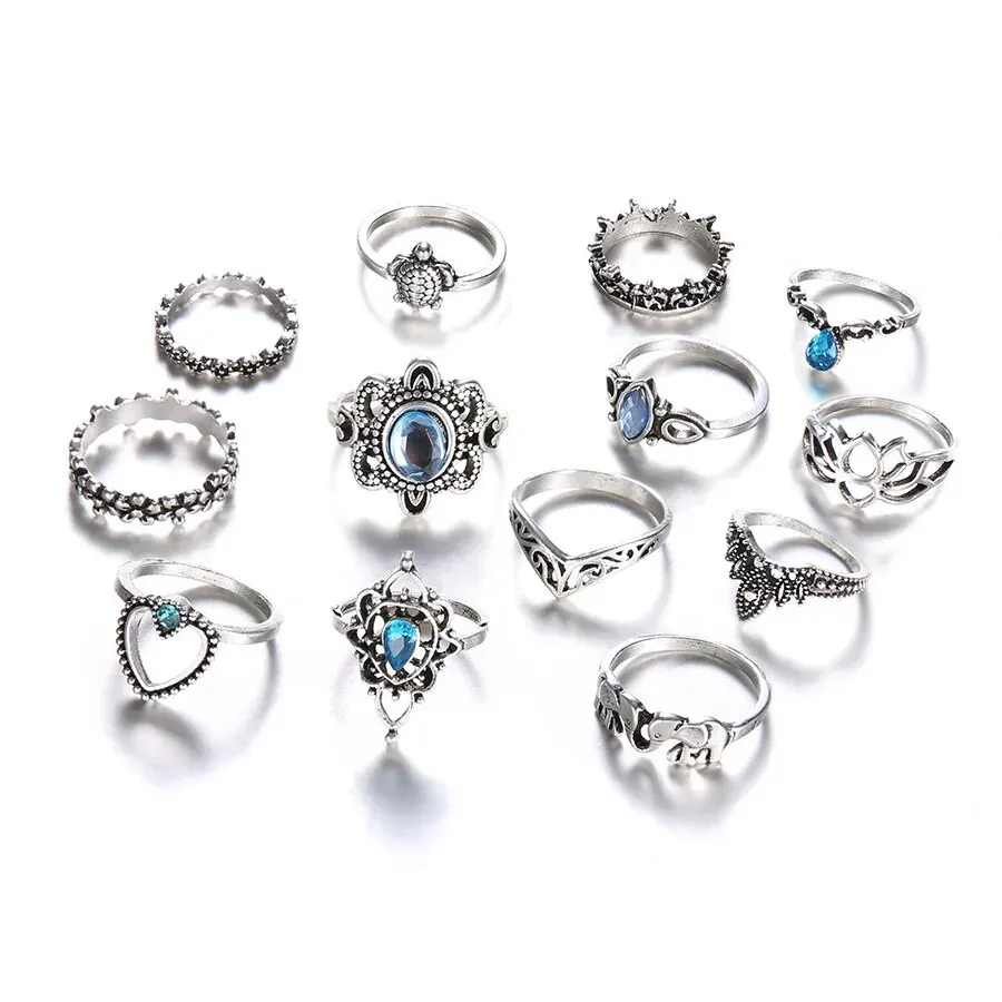 13Pcs/Set Vintage Carved Hollow Flower Crown Love Rings for Women Trendy 2024 Retro Exquisite Fringer Rings Party Jewelry Gift