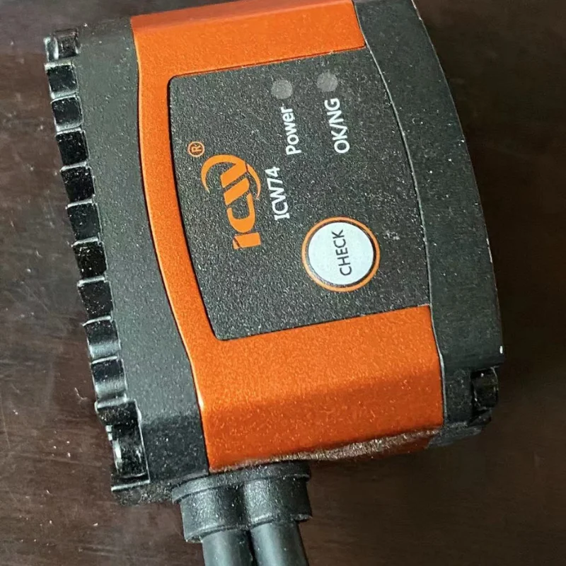 Second hand ICW74PS-SR Industrial Code Reader tested OK and shipped quicklys