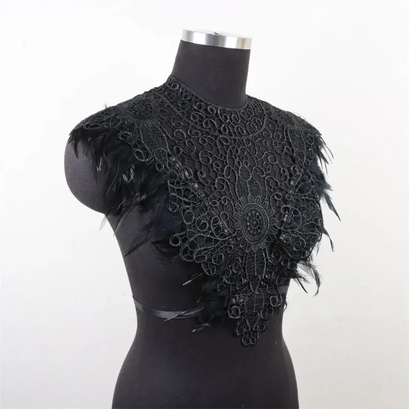 Top bralette in piume di pizzo nero, reggiseno rave festival, top corto boho costume da uomo che brucia cigno nero