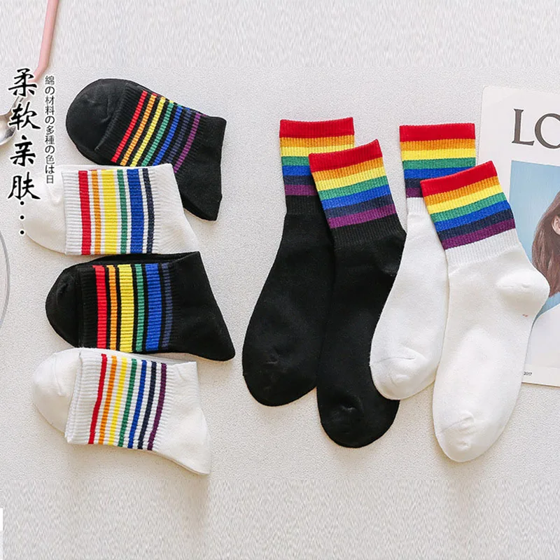 5 Pairs Autumn And Winter Women Rainbow Socks Comfortable Breathable And Wear-resistant Black And White Mid Tube Socks EUR35-39