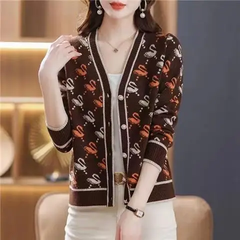 Short Knitted Cardigan with Western Style and New Style for Middle-aged and Elderly Mothers