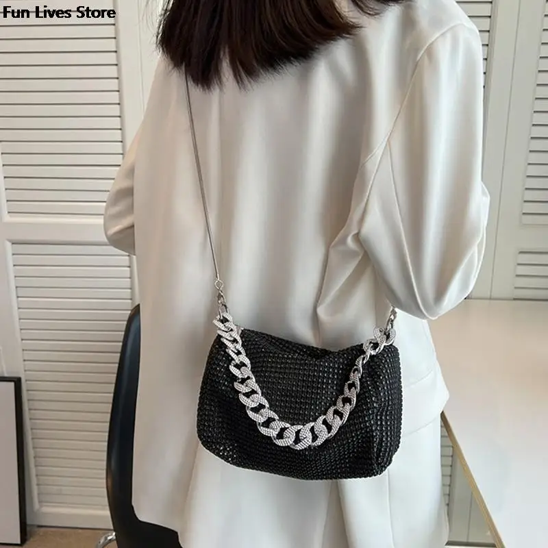 Women Popular Diamond Handbags Wedding Party Chains Shoulder Bag Rhinestones Shiny Purse Bags Female Makeup Handbag Fashion