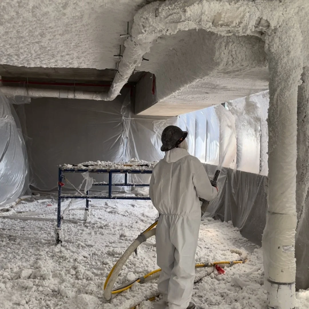 Factory Price Polyurethane Foam Spraying Machine Polyurea Spraying Machine for Construction