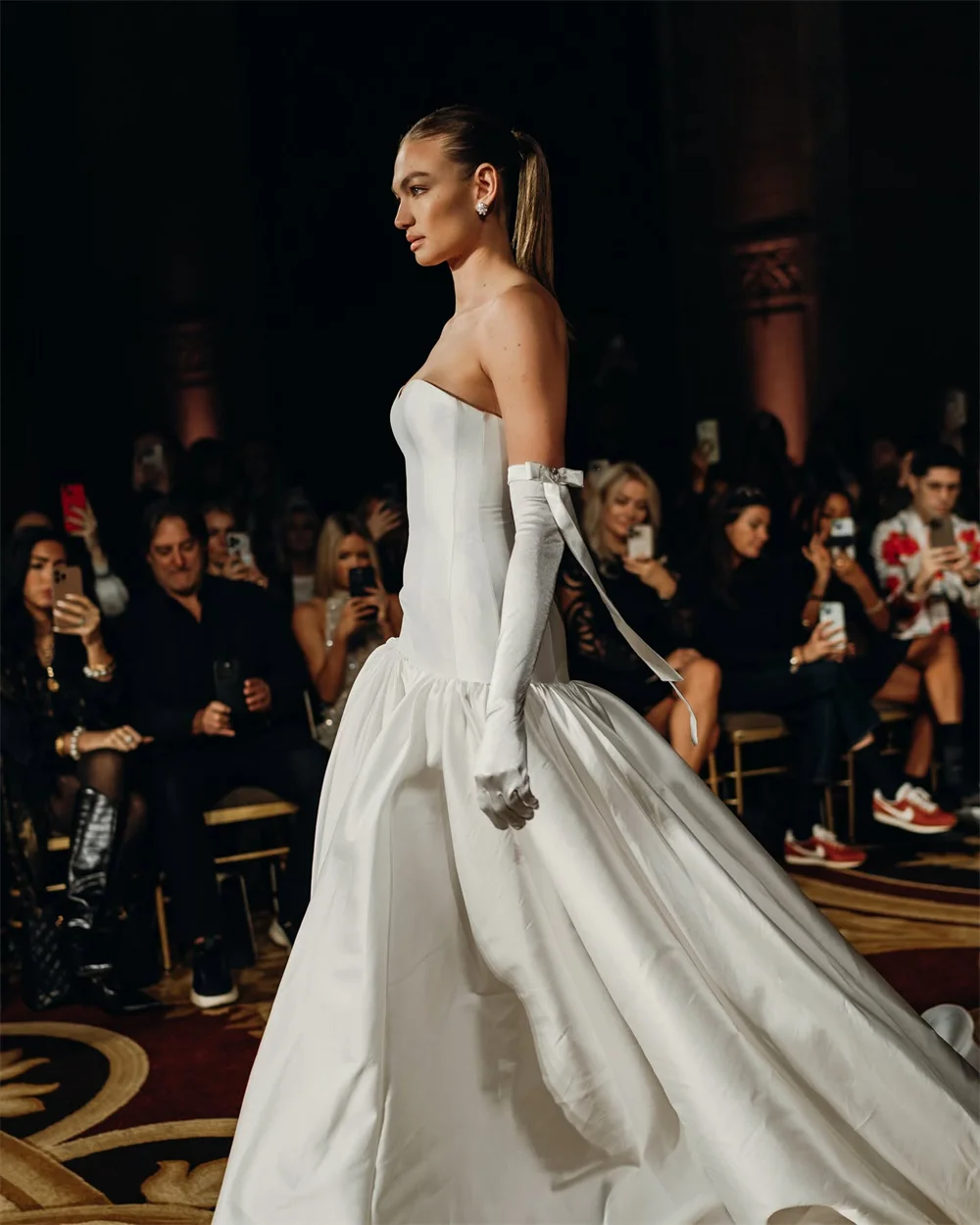 Tóquio personalizado branco querida pescoço vestidos de casamento mangas destacáveis voltar zip vestido de noiva a linha tribunal trem vestido de casamento