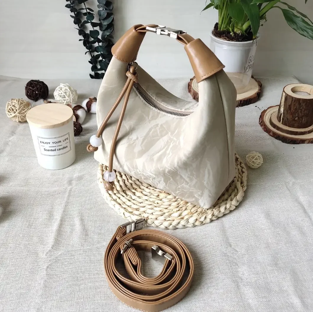 

Crossbody Bag Elegant Floral PU Mini Handbag with Adjustable Strap Peach Blossom