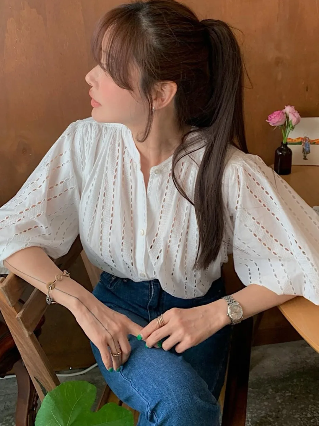 

Lace Hollow out Batwing Sve irt Women's Summer Leisure Sle Loose Fit Casual Versatile Top Sweet Sle Lantern Sve