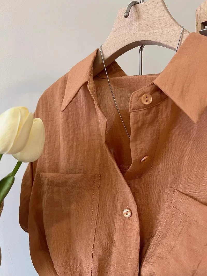 女性の夏のトップス Xiaofei スリーブシャツ コットンリネン半袖 フレンチ個性 シンプルなポロカラー