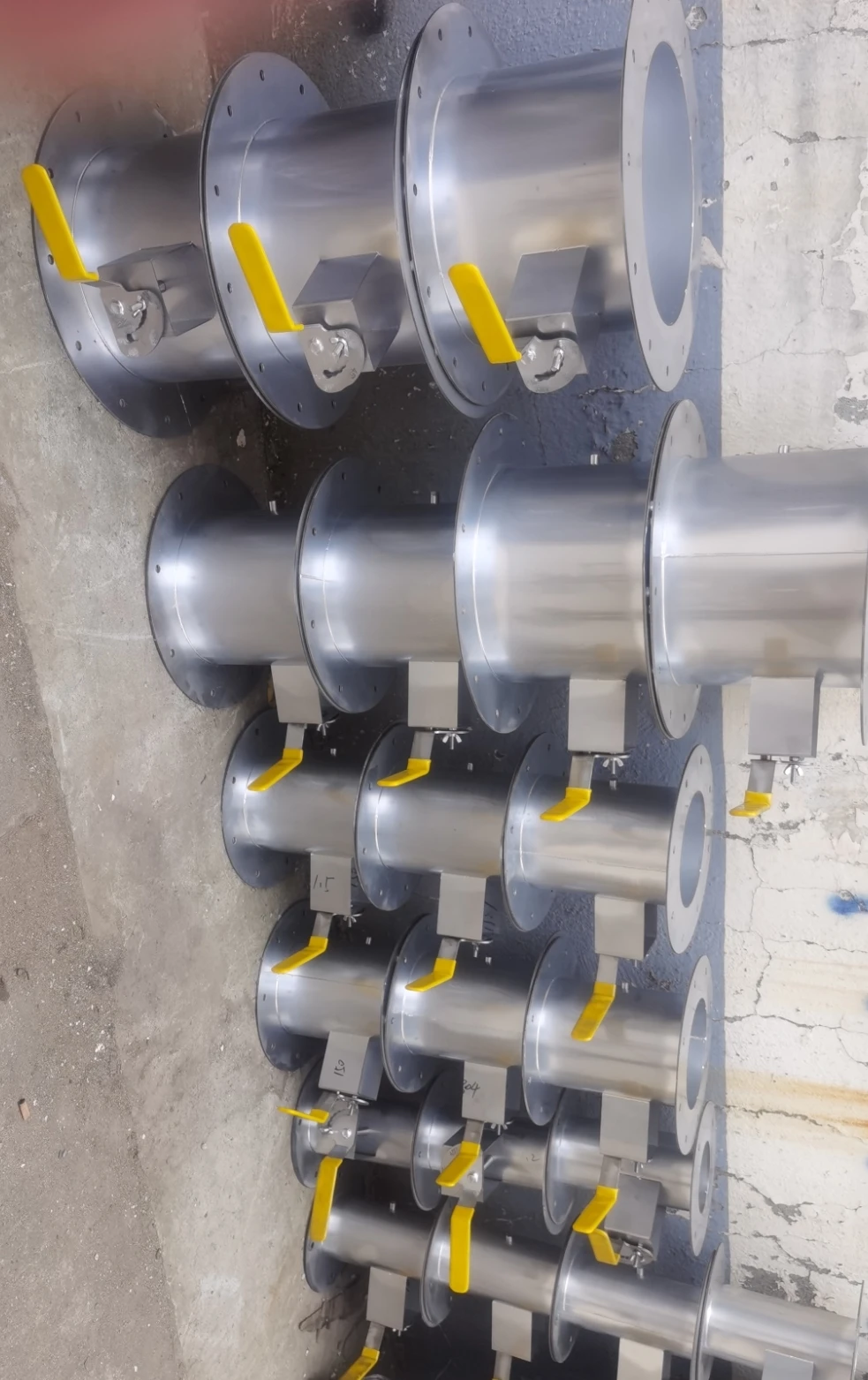 Industrial HVAC Galvanized Steel air Damper  Duct Splitter 3 Way Pipe Connector T Shaped  Connector Damper