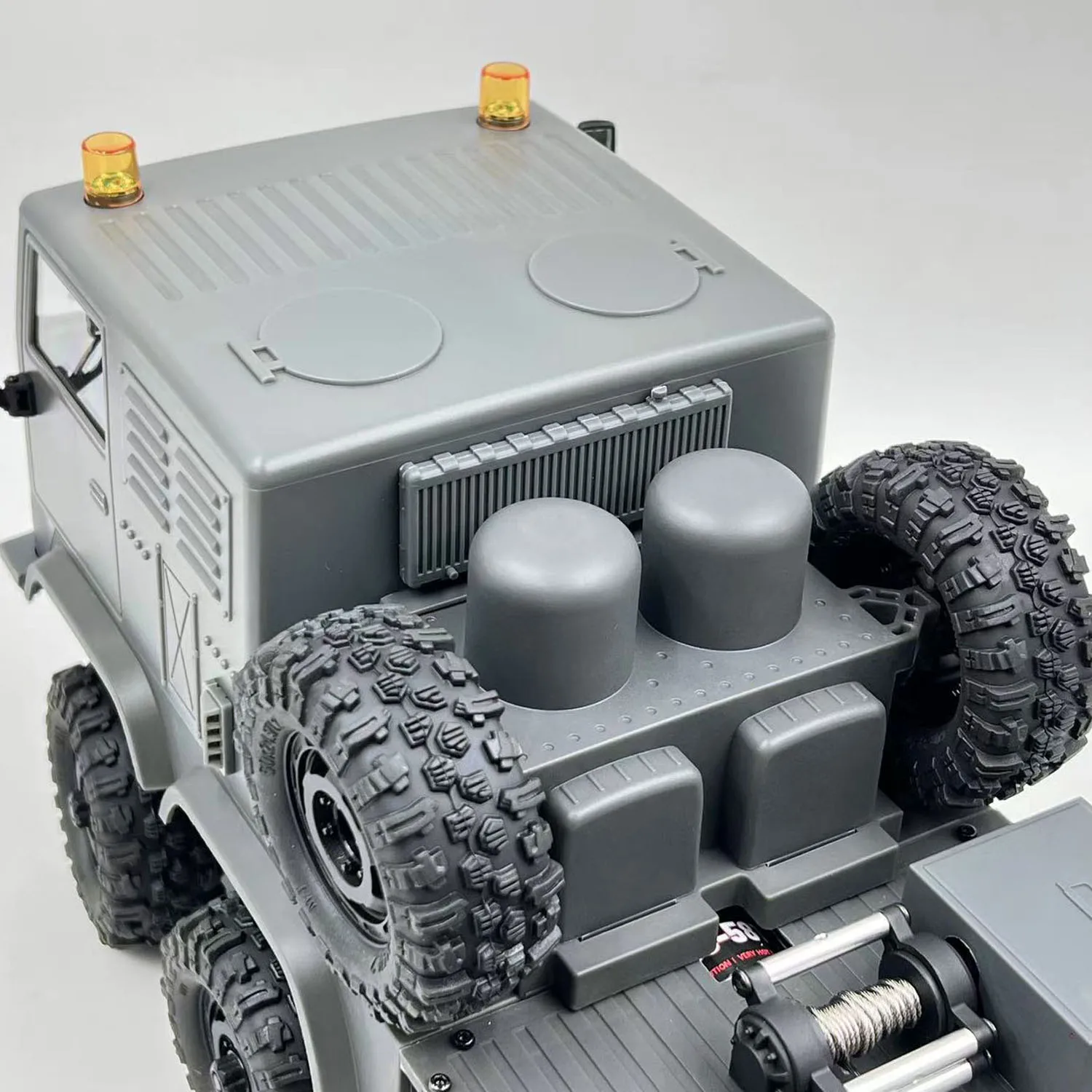 

1/18 RC Военный Грузовик 8X8 Все колеса Рулевое управление RTR Электрический внедорожник Металлическое шасси 2-скоростная коробка передач Прочный для уличной RC Play