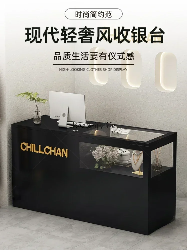 Checkout page Clothing store High-end jewelry display cabinet store Small jewelry front desk