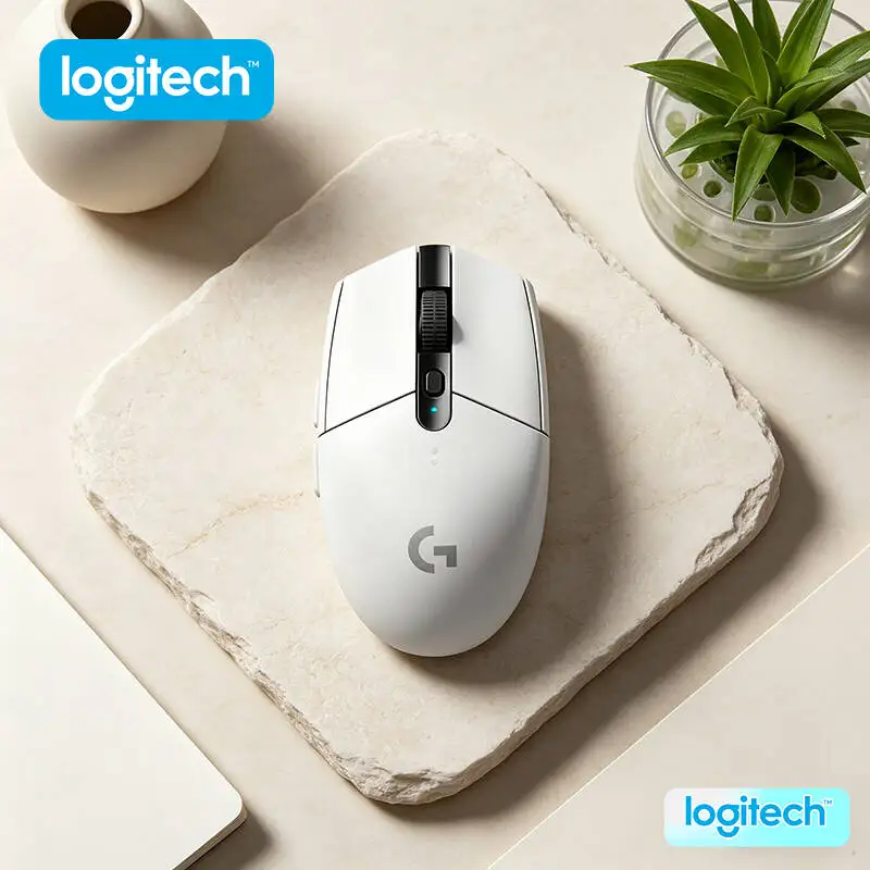 

Беспроводная мышь Logitech G304 LIGHTSPEED, сенсор HERO 12000 DPI, задержка 1 мс, 250 часов автономной работы, быстрая замена батареи для офиса