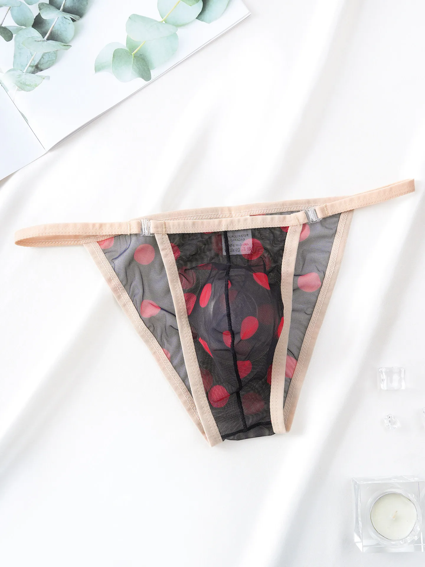 

Трусы с сетчатым узором в виде точек