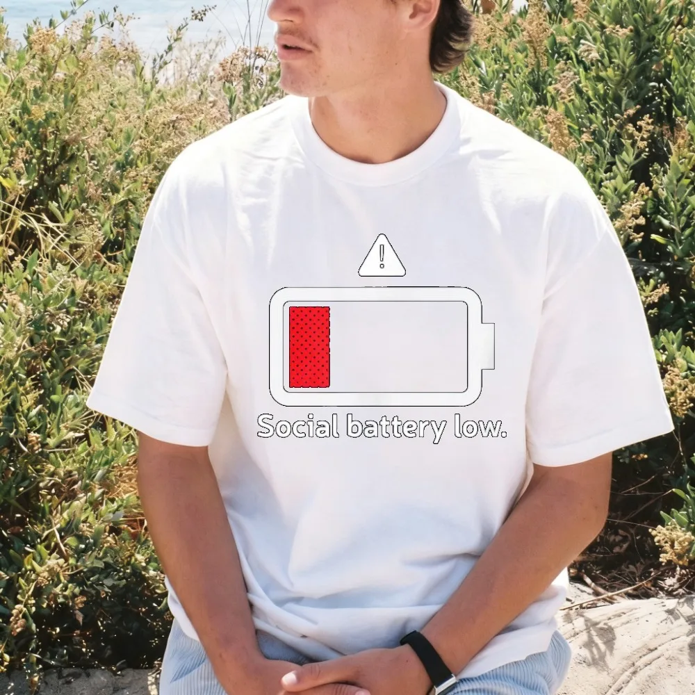 Social Battery Low Funny Anti-Social Introvert T-Shirt Short Sleeve O-neck Casual Fahsion Loose Harajuku Man Women Clothing