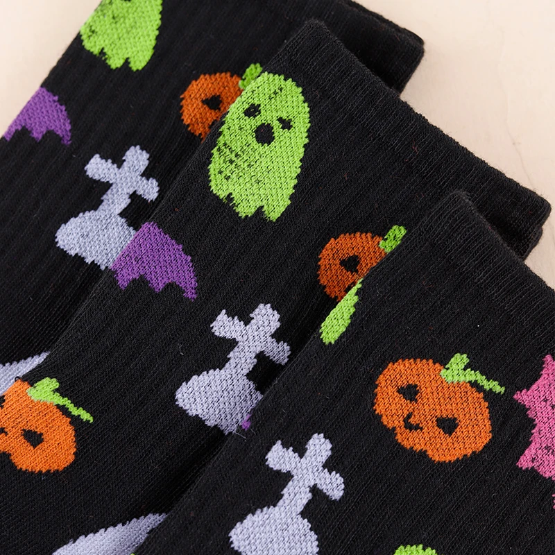 3 Pairs Of Four Season Unisex Trendy And Quirky Halloween Series Patterns, Versatile And Comfortable, Casual Black Stockings