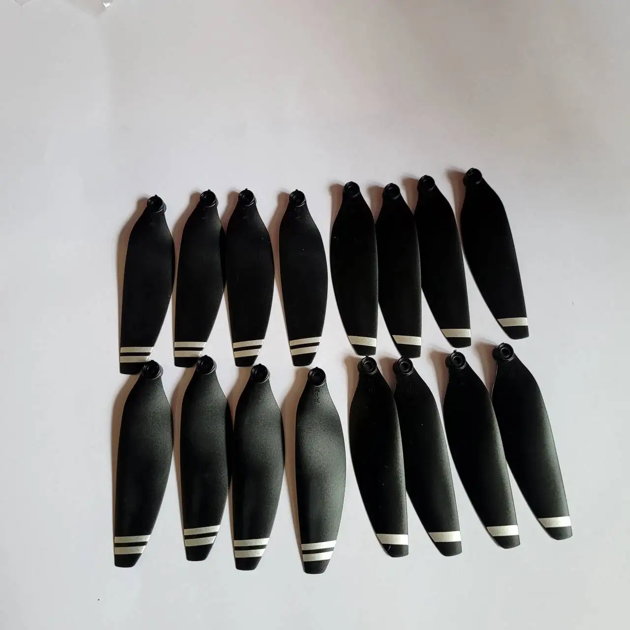 

LS38 LSRC LS-38 FPV Дрон оригинальные запасные части для лопастей пропеллера Дрон с Кленовым листом аксессуары 4/8/16/24 шт.