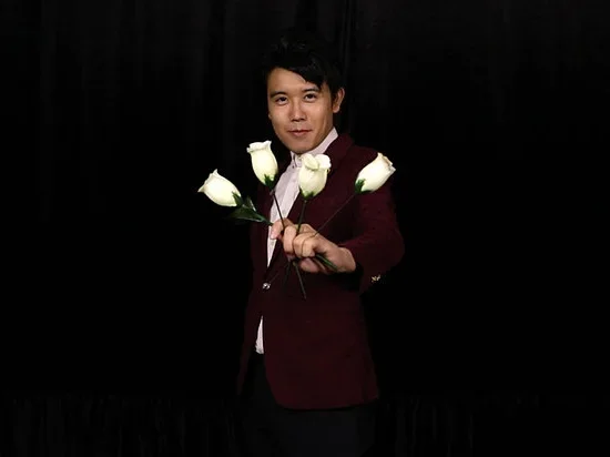 The Rose 2.0 by Bond Lee Fire Rose 1 To 4 Stage Magic Props Close Up Magic Trick Mentalism Magic Illusion Gimmick Magicain