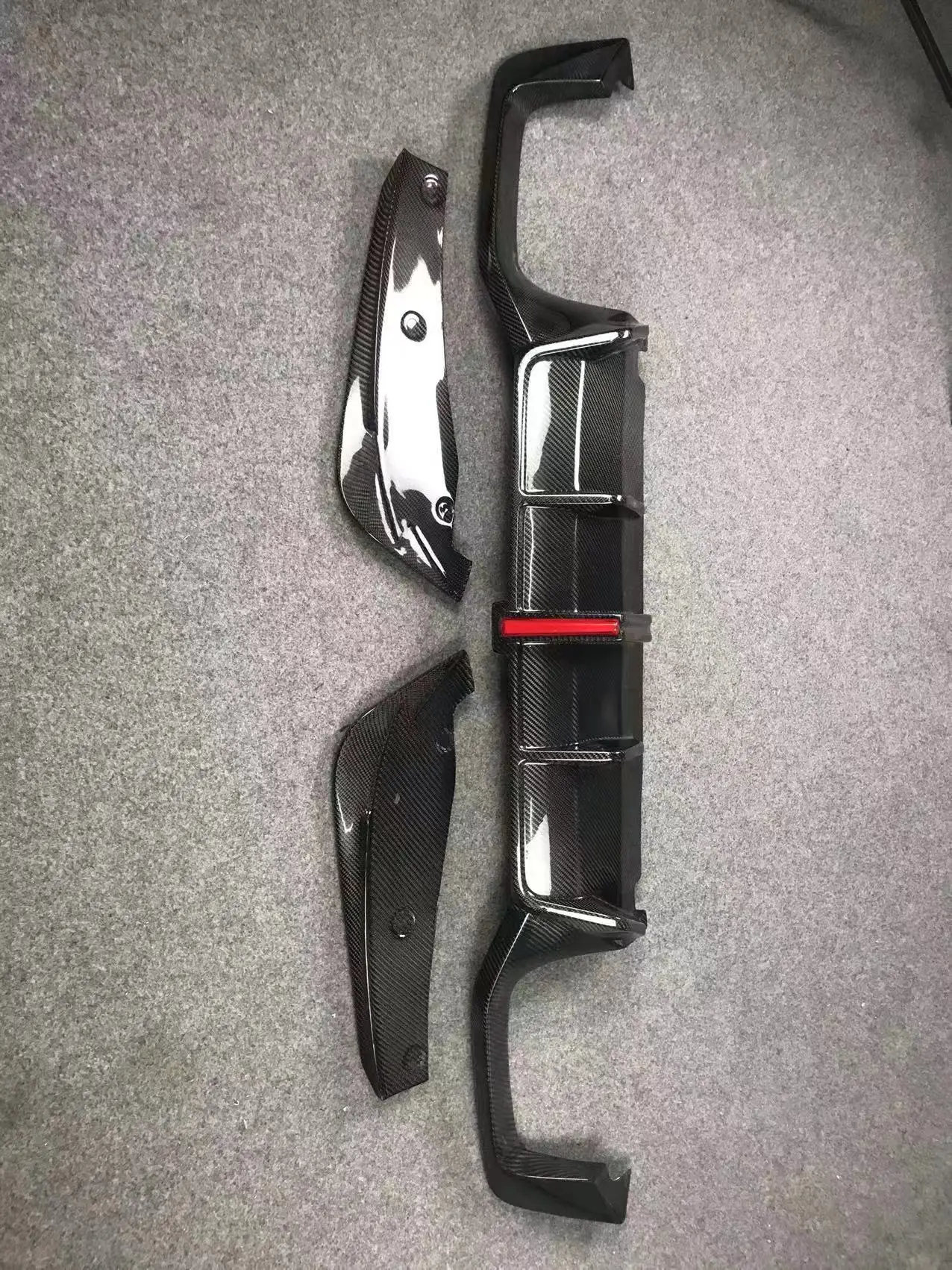 Best Selling Car Part Carbon Fiber Rear Diffuser Rear Bumper Lip for F98 X4M Perfect Fitment