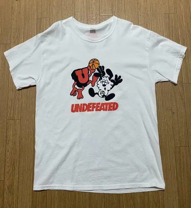 Undefeated x Verdy of Girl's Don't Cry Harajuku Day Japan Exclusive L size rare