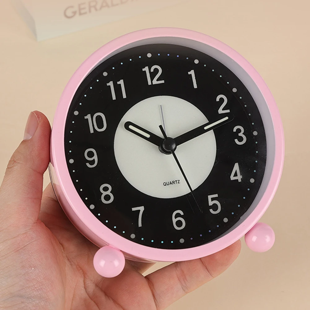 4.5 Inch Vintage Alarm Clock Silents Non Ticking Alarm Retro Round Analog Clocks Glow-In-The-Dark Battery Operated Alarm Clock