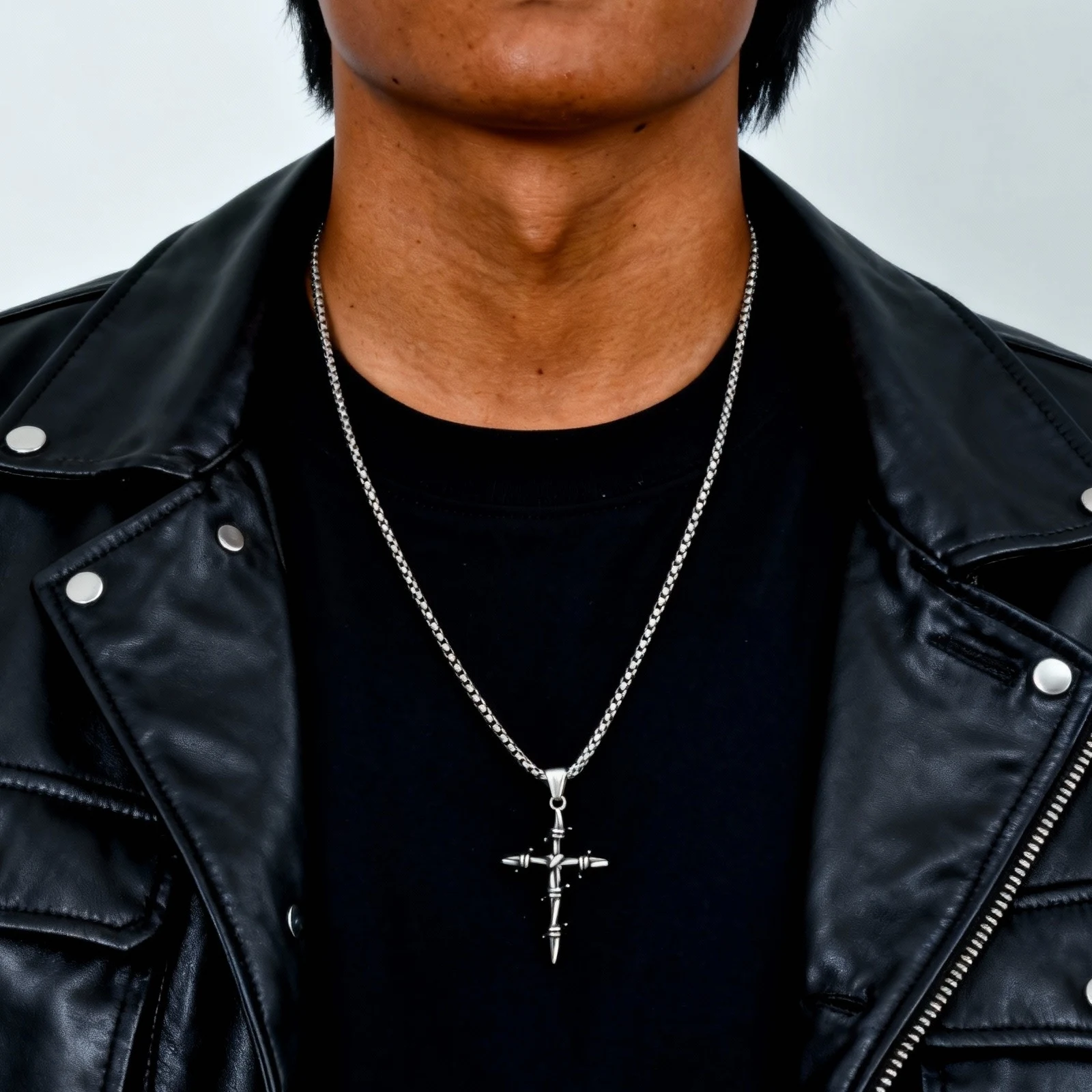 Punk Thorn Cross Necklace for Men Boys,Vintage Stainless Steel Silver Color Cross Pendant Necklace,New Fashion Jewelry Gift