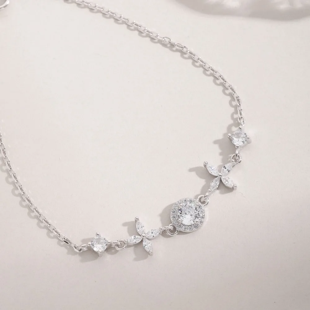 

2025 New Luxury Seiko Bracelet, Unique Shape, Highlighting Feminine Elegance, Versatile Light Luxury Boutique Jewelry